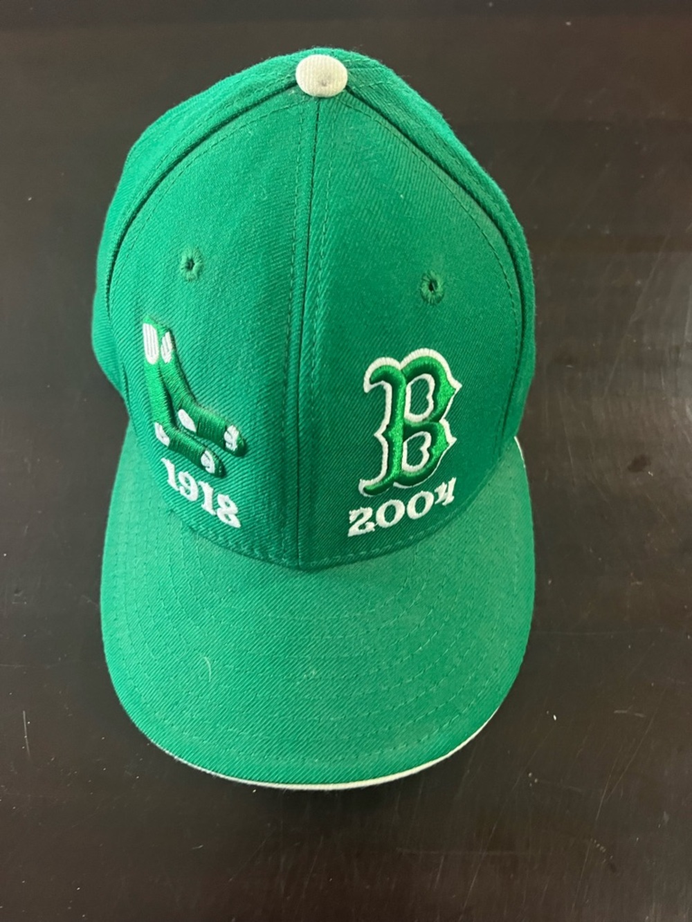 Boston Red Sox MLB 1918 & 2004 World Series Champions Fitted Hat Cap 7 1/2 Green